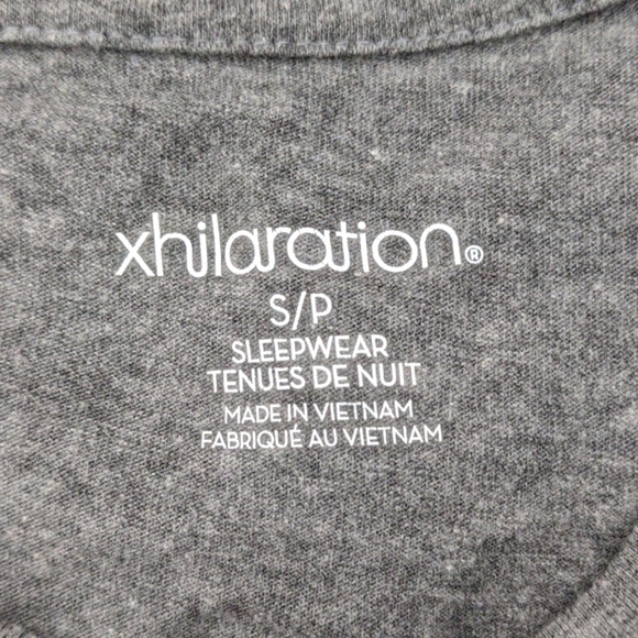 Comfy Graphic Tee - Picture 5 of 5